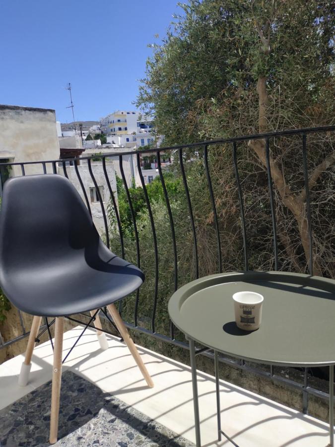 Enalion-Tinos Panzió Kültér fotó